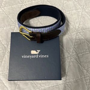 Vineyard Vines Boys belt size 28